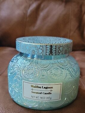 Malibu Lagoon Scented Candle - Decorative Glass Jar 14oz